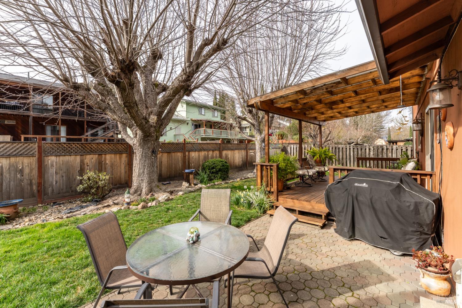 Detail Gallery Image 24 of 34 For 550 Baywood Ct, Ukiah,  CA 95482 - 3 Beds | 2/1 Baths