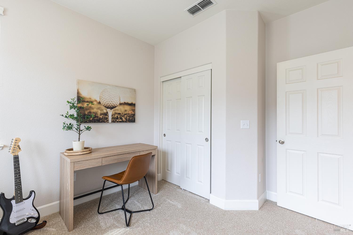 Detail Gallery Image 33 of 57 For 417 Jacquelyn Ln, Petaluma,  CA 94952 - 3 Beds | 2/1 Baths