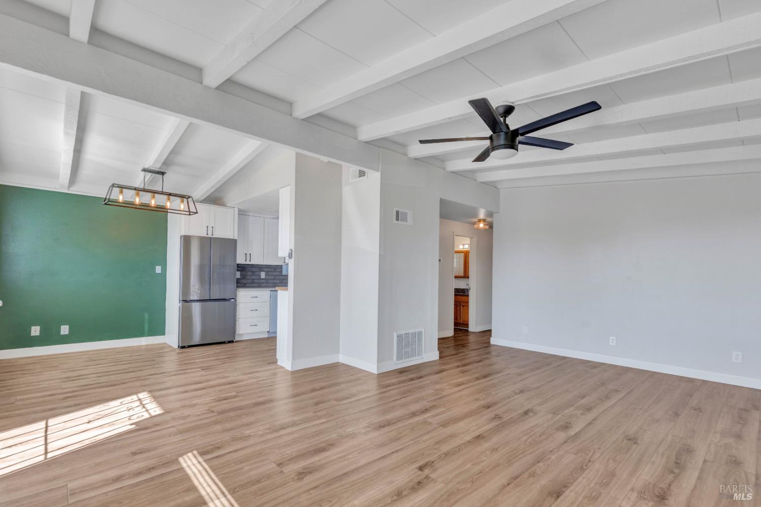 Detail Gallery Image 3 of 20 For 1841 Manzanilla Dr, San Pablo,  CA 94806 - 3 Beds | 2 Baths