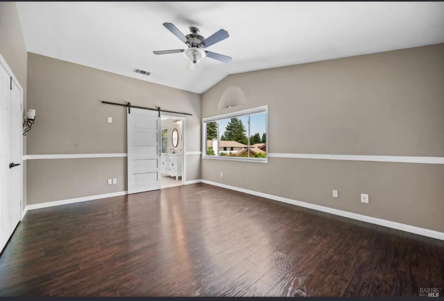 Detail Gallery Image 24 of 49 For 875 Christine Dr, Vacaville,  CA 95687 - 5 Beds | 3 Baths