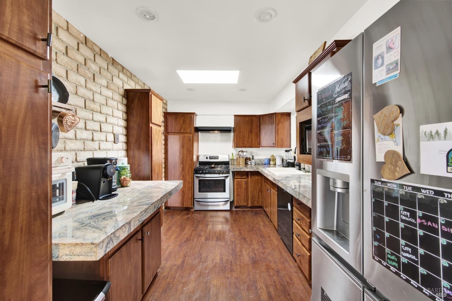 Detail Gallery Image 28 of 57 For 620 Walnut Ave, Vacaville,  CA 95688 - 4 Beds | 3 Baths