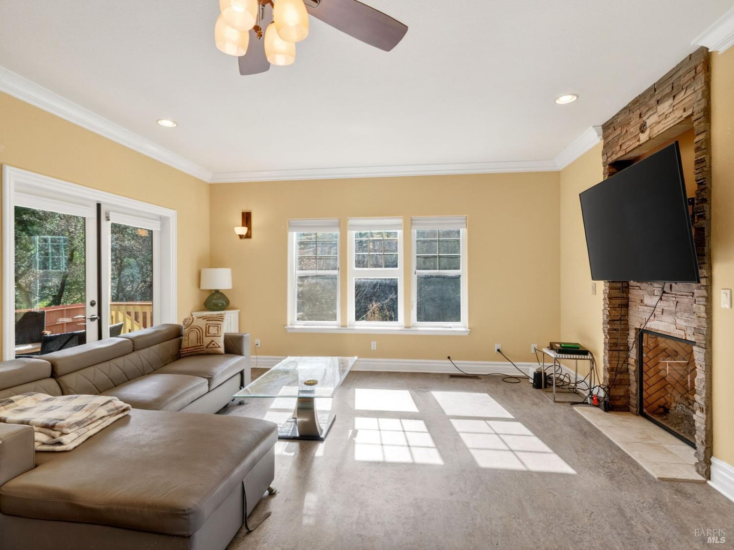 Detail Gallery Image 31 of 53 For 605 Redwood Ave, Ukiah,  CA 95482 - 4 Beds | 2/1 Baths