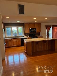 Detail Gallery Image 7 of 21 For 1535 Saint Francis Rd, Santa Rosa,  CA 95409 - 2 Beds | 2/1 Baths