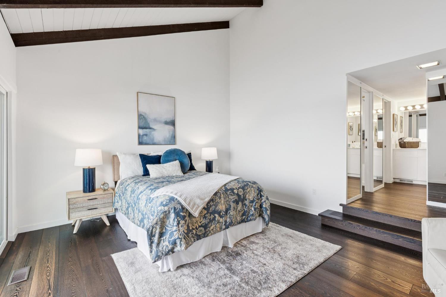 Detail Gallery Image 37 of 60 For 132 Sugarloaf Dr, Tiburon,  CA 94920 - 3 Beds | 2 Baths