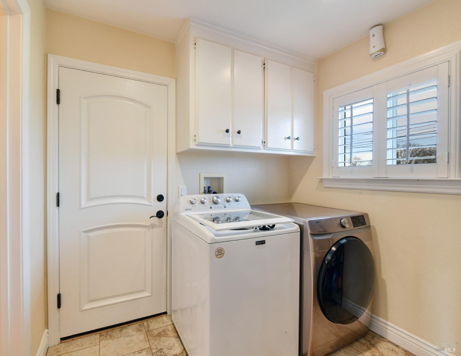 Detail Gallery Image 20 of 29 For 4782 Hall Rd, Santa Rosa,  CA 95401 - 3 Beds | 2/1 Baths