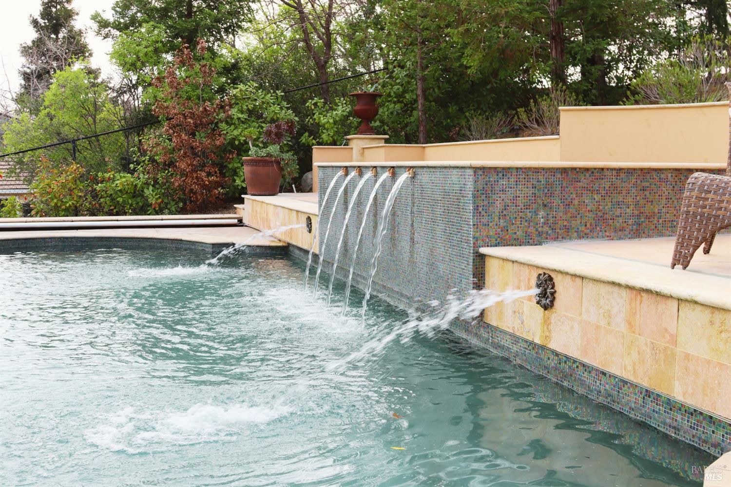 Detail Gallery Image 73 of 91 For 240 Hidden Valley Ln, Vacaville,  CA 95688 - 6 Beds | 3 Baths