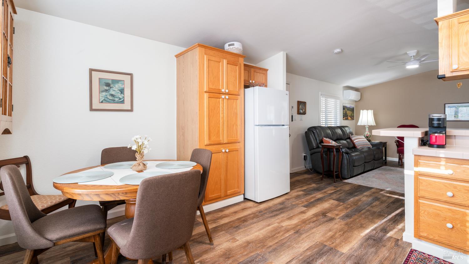 Detail Gallery Image 8 of 21 For 114 Redwing Dr, Santa Rosa,  CA 95409 - 2 Beds | 1 Baths