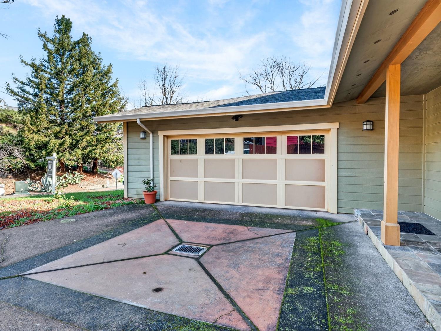 Detail Gallery Image 10 of 53 For 605 Redwood Ave, Ukiah,  CA 95482 - 4 Beds | 2/1 Baths