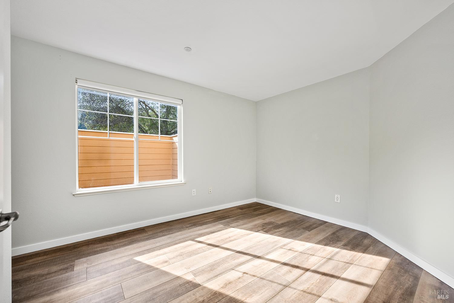 Detail Gallery Image 21 of 32 For 117 Captain Nurse Cir, Novato,  CA 94949 - 2 Beds | 2 Baths