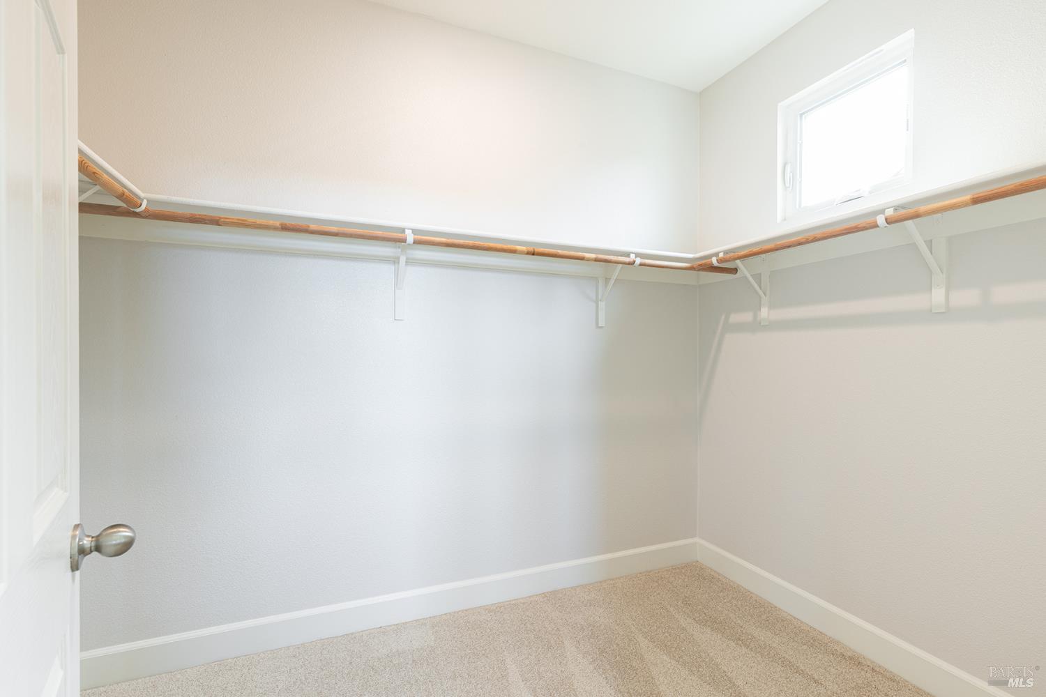 Detail Gallery Image 23 of 57 For 417 Jacquelyn Ln, Petaluma,  CA 94952 - 3 Beds | 2/1 Baths