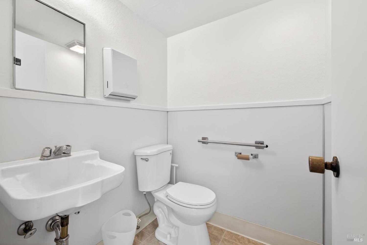 Detail Gallery Image 11 of 22 For 1144 Sonoma Ave #21,  Santa Rosa,  CA 95405 - – Beds | – Baths