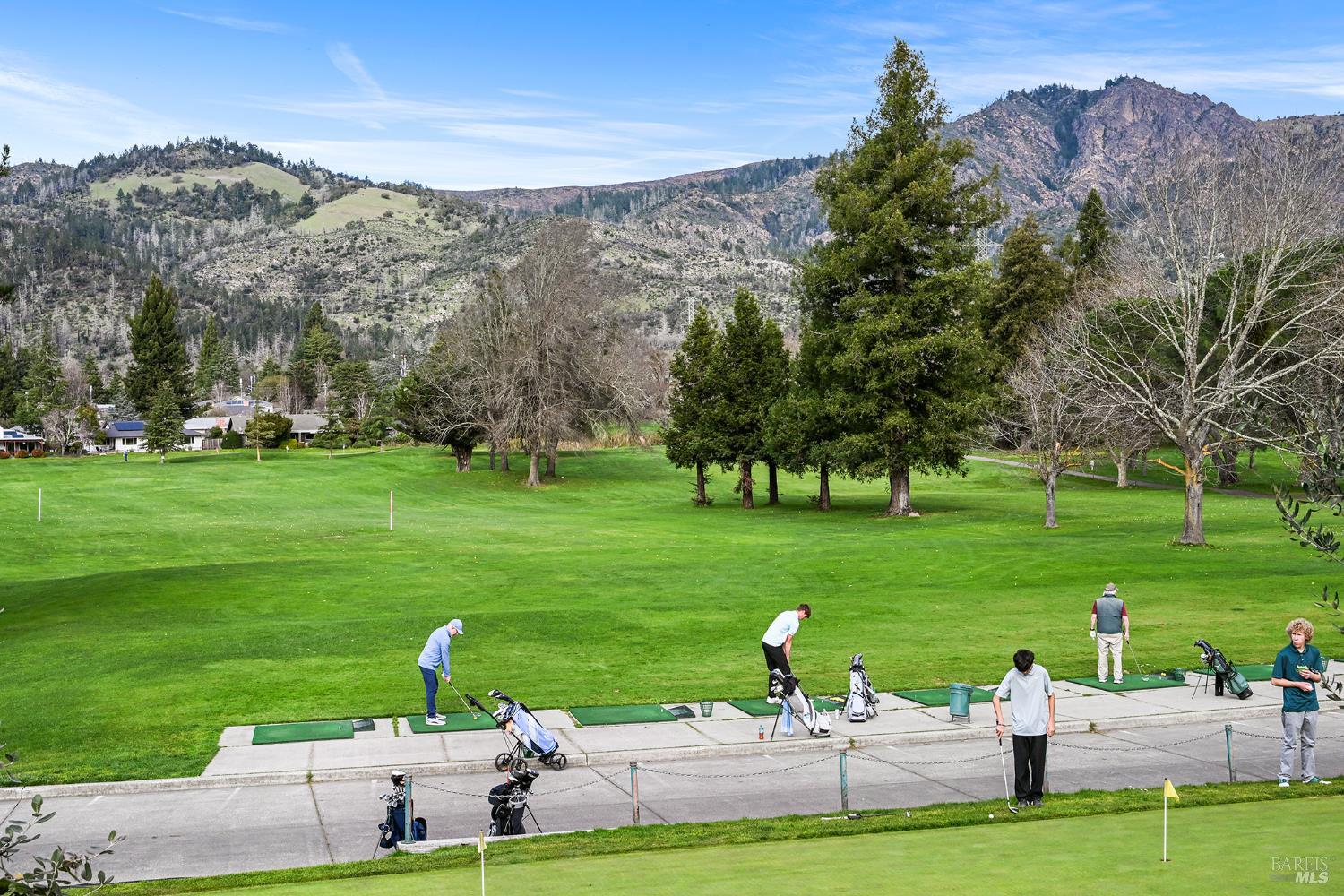 Detail Gallery Image 42 of 42 For 1011 Oak Mesa Dr, Santa Rosa,  CA 95409 - 2 Beds | 2 Baths