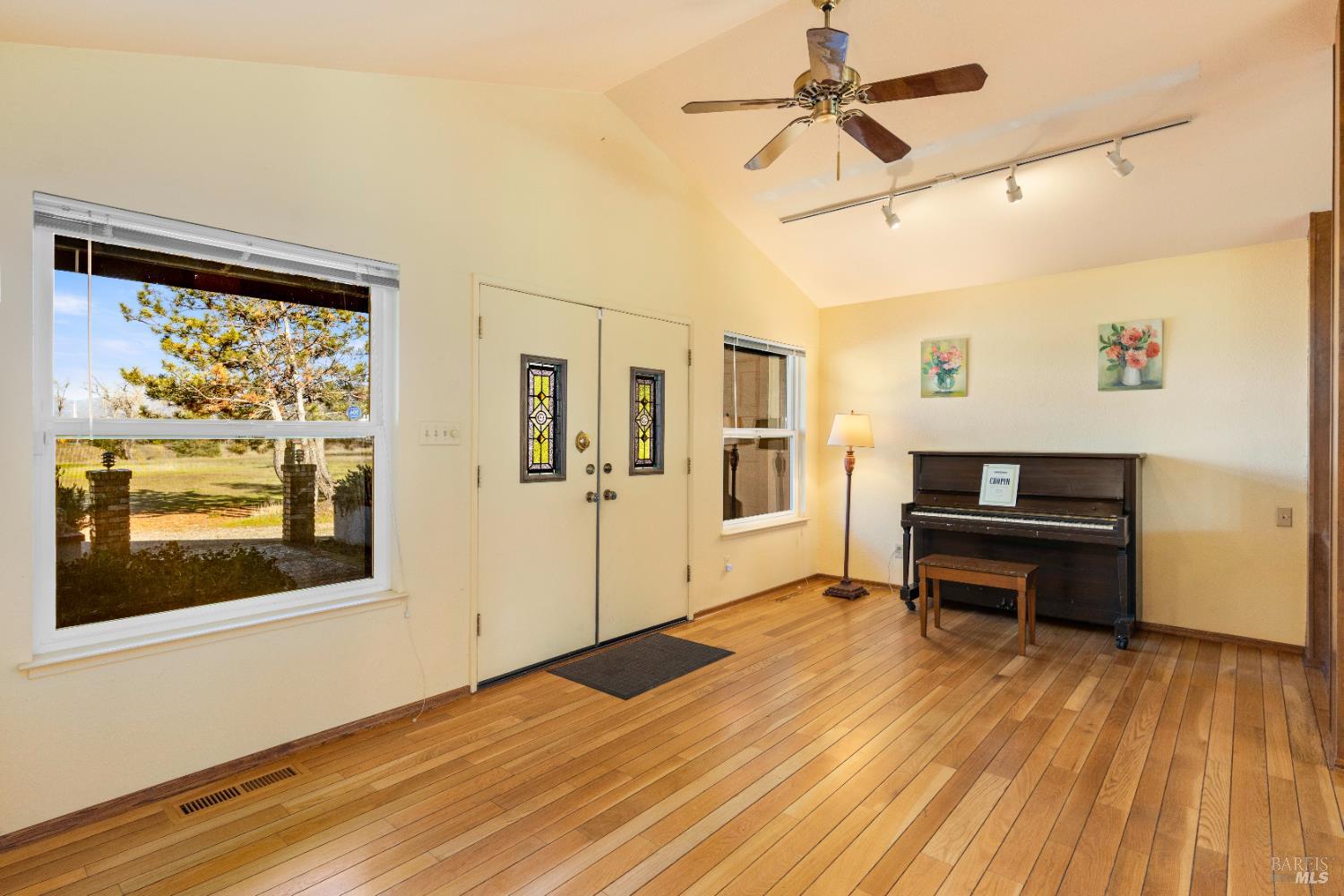 Detail Gallery Image 16 of 51 For 4962 Gaddy Ln, Kelseyville,  CA 95451 - 3 Beds | 2/1 Baths