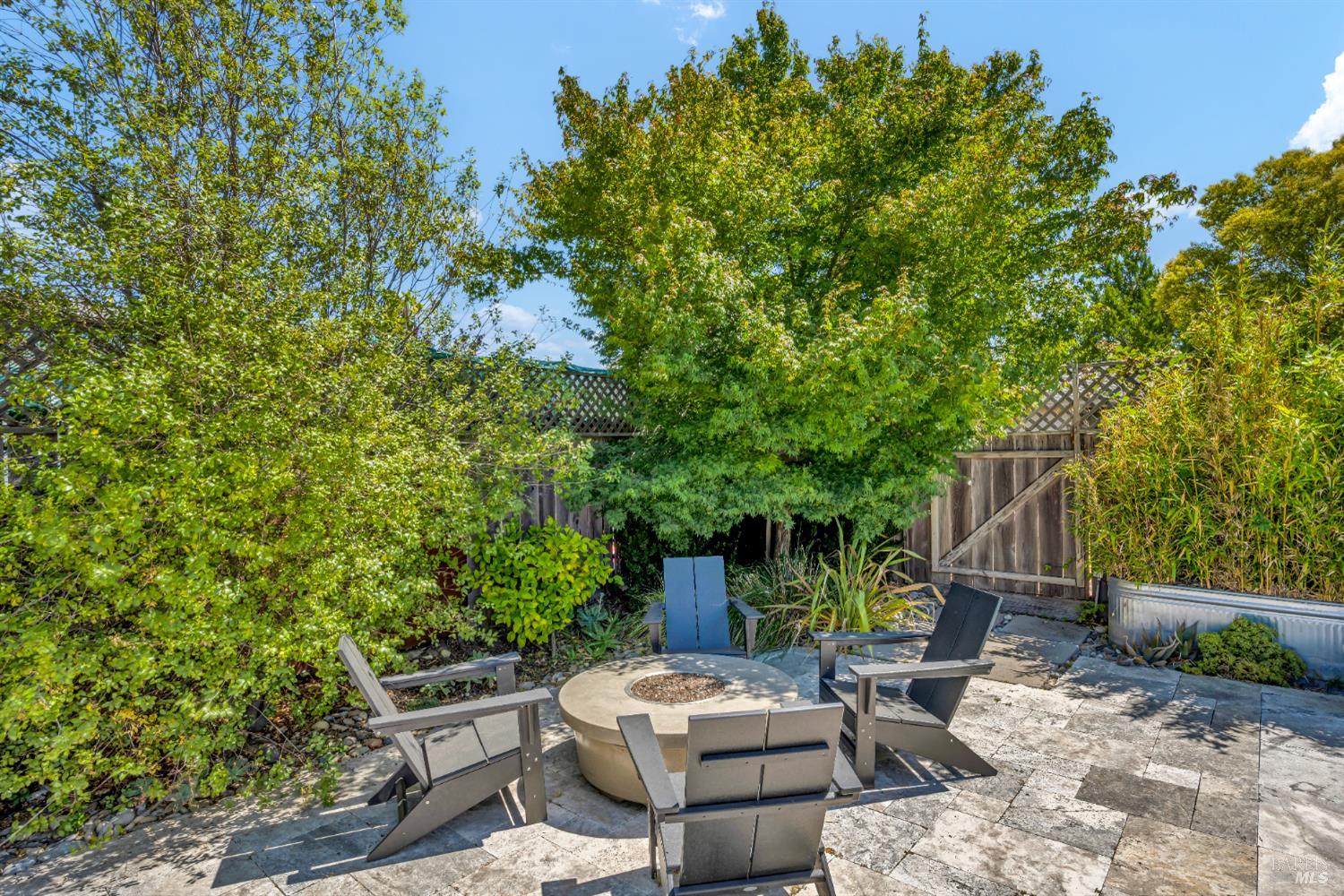 Detail Gallery Image 37 of 53 For 186 S Seymour St, Napa,  CA 94559 - 3 Beds | 2/1 Baths