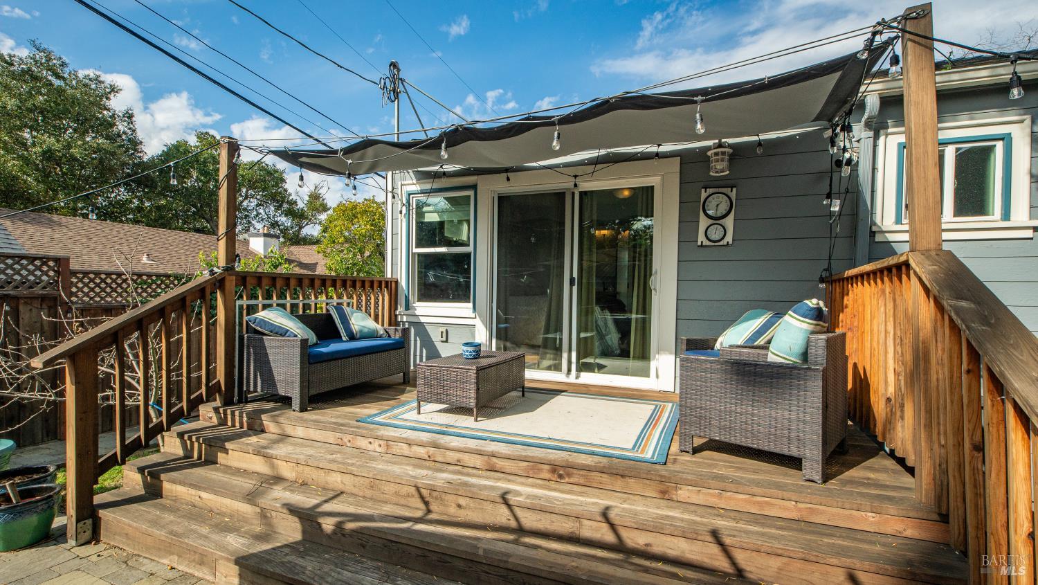 Detail Gallery Image 37 of 47 For 725 Valle Vista Ave, Vallejo,  CA 94590 - 3 Beds | 2/1 Baths