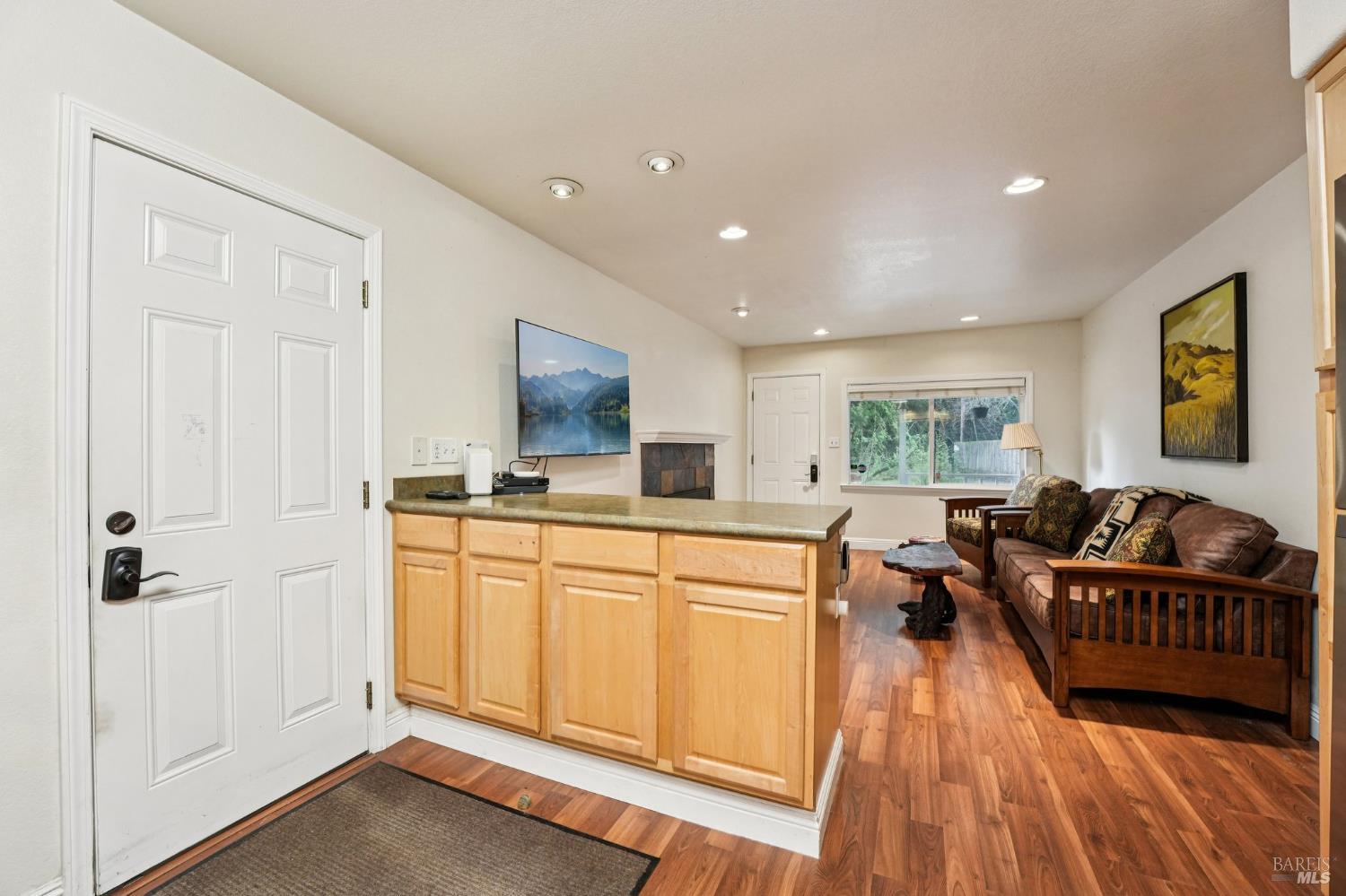 Detail Gallery Image 13 of 31 For 15500 Monte Rosa Ave, Guerneville,  CA 95446 - 2 Beds | 1 Baths