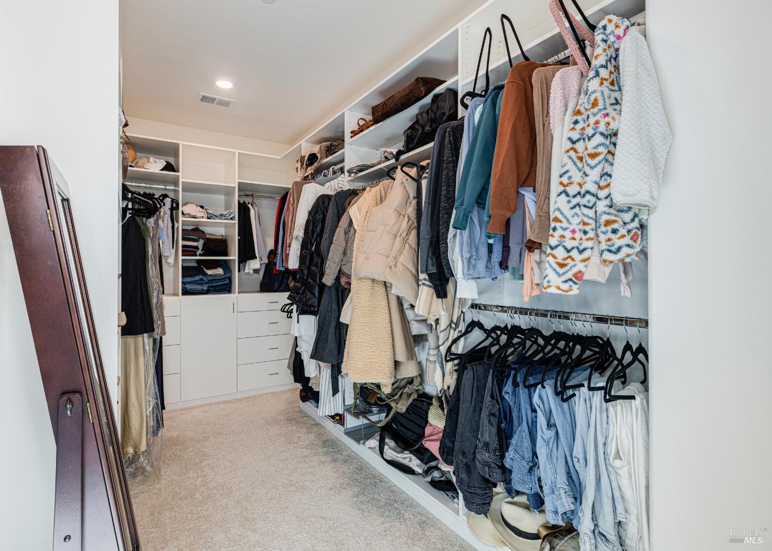 Detail Gallery Image 23 of 61 For 7448 Wendy Dr, Rohnert Park,  CA 94928 - 4 Beds | 3/1 Baths