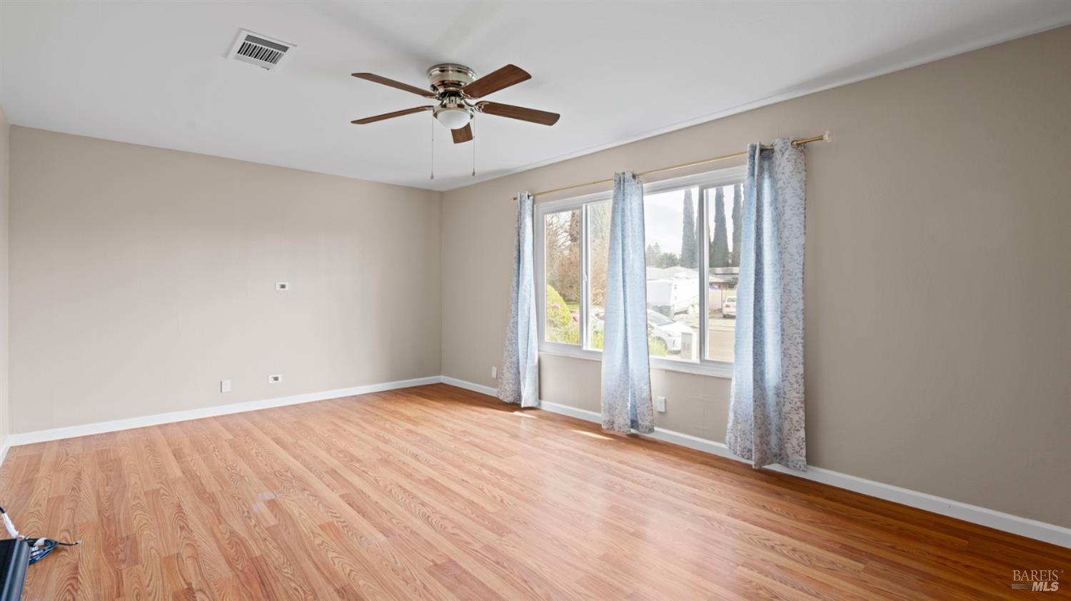 Detail Gallery Image 12 of 44 For 2731 Orchid St, Fairfield,  CA 94533 - 3 Beds | 2 Baths