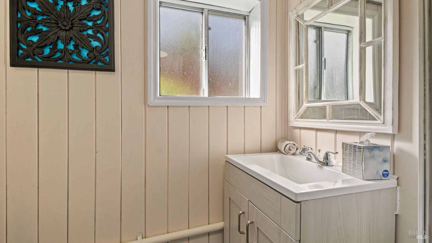 Detail Gallery Image 33 of 47 For 725 Valle Vista Ave, Vallejo,  CA 94590 - 3 Beds | 2/1 Baths