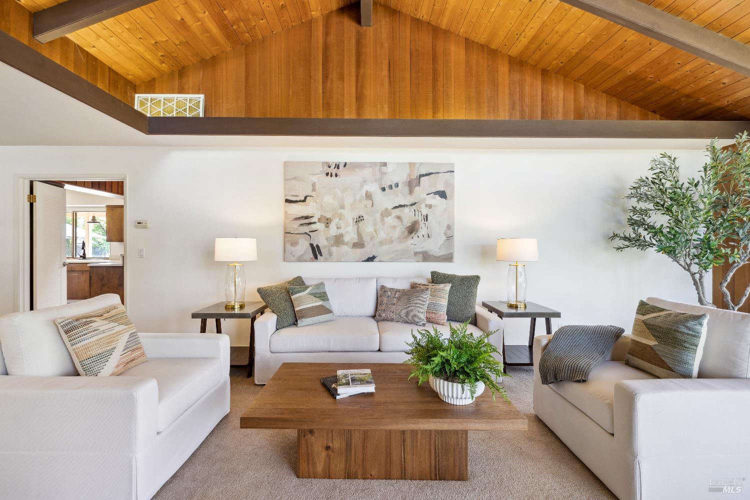 Detail Gallery Image 6 of 36 For 1851 Vallejo St, Saint Helena,  CA 94574 - 4 Beds | 4 Baths