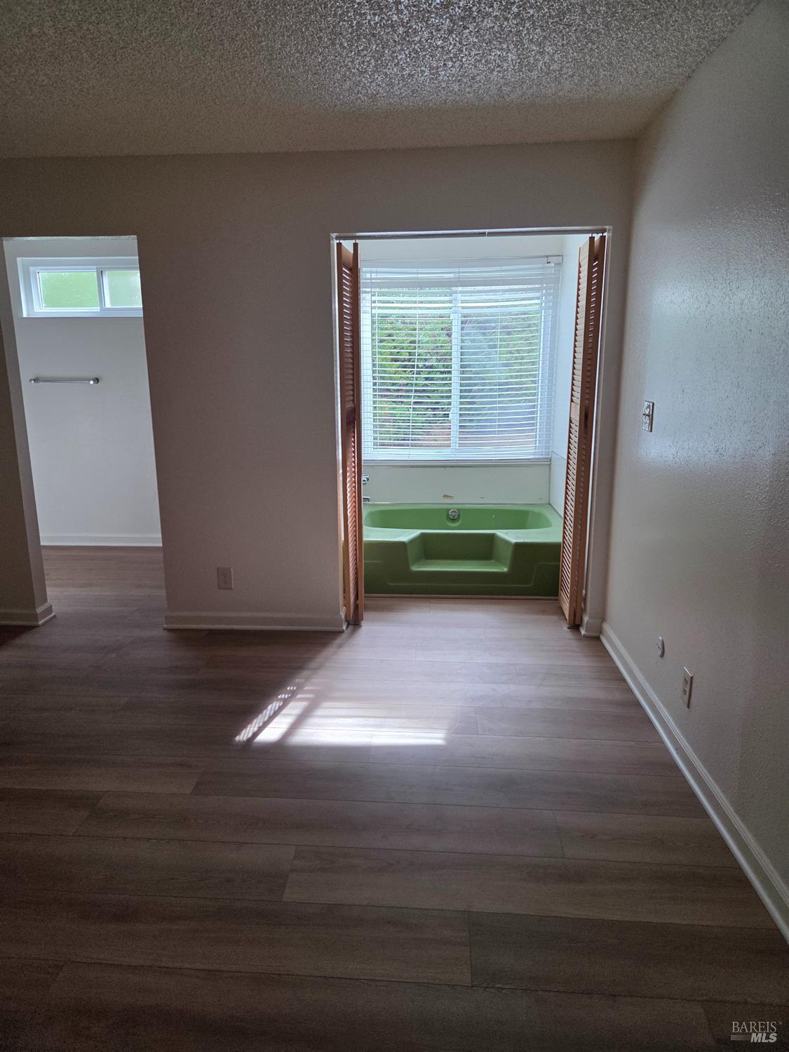 Detail Gallery Image 9 of 11 For 764 Pope Dr a,  Vallejo,  CA 94591 - 3 Beds | 2 Baths