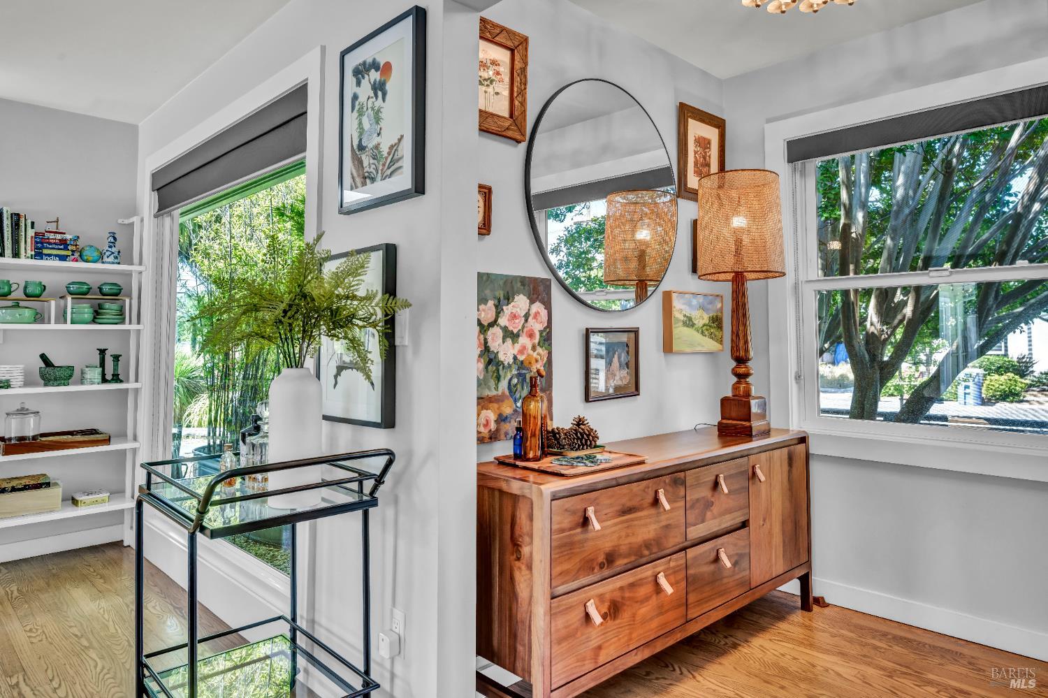 Detail Gallery Image 16 of 53 For 186 S Seymour St, Napa,  CA 94559 - 3 Beds | 2/1 Baths