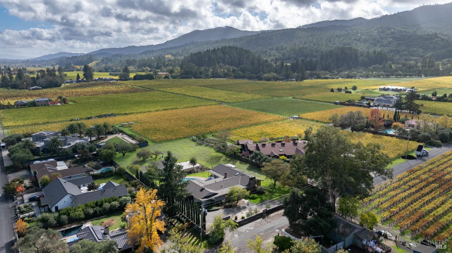 Detail Gallery Image 28 of 36 For 1851 Vallejo St, Saint Helena,  CA 94574 - 4 Beds | 4 Baths