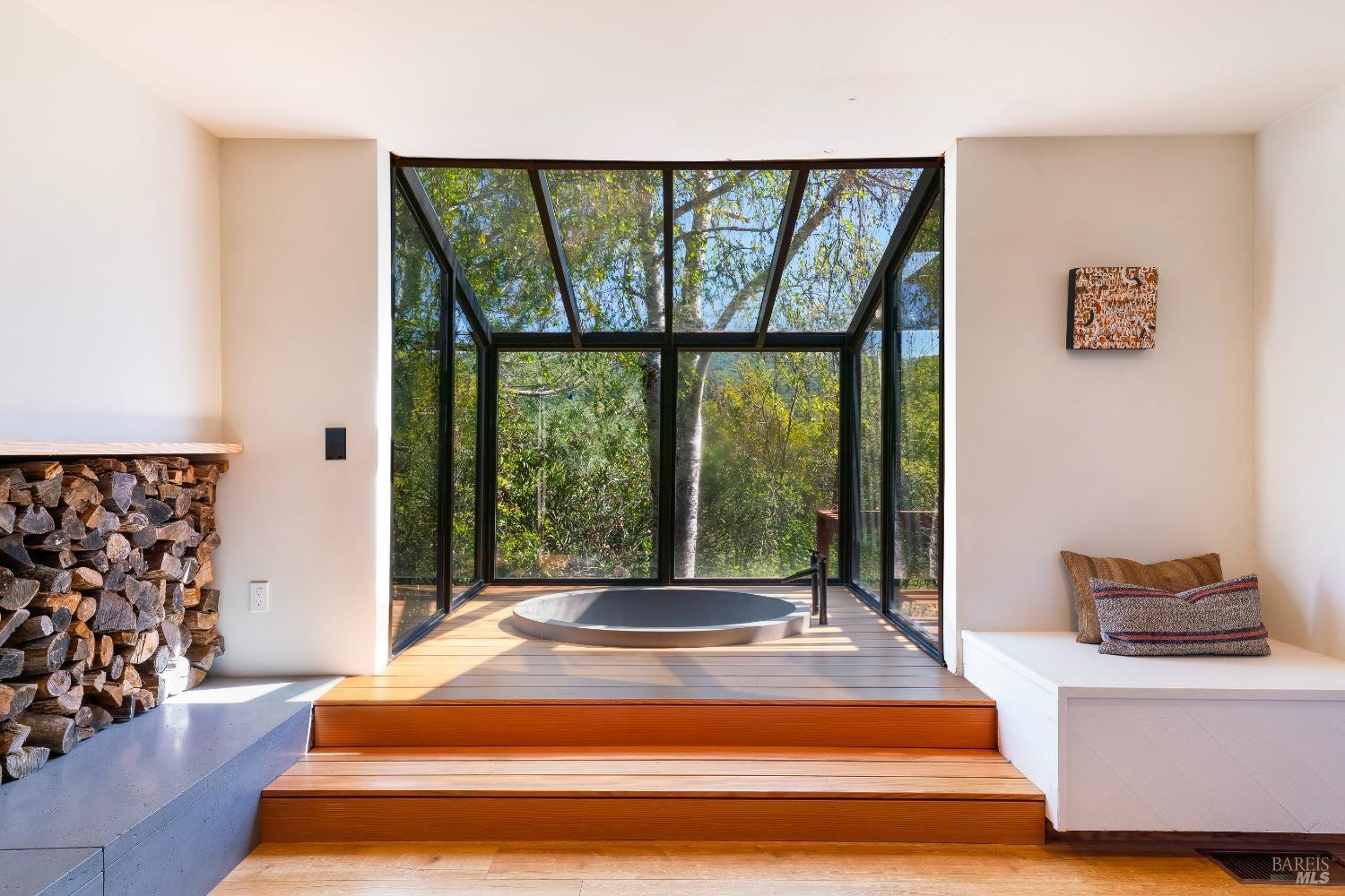 Detail Gallery Image 29 of 55 For 2200 Mcnab Ranch Rd, Ukiah,  CA 95482 - 4 Beds | 2/1 Baths