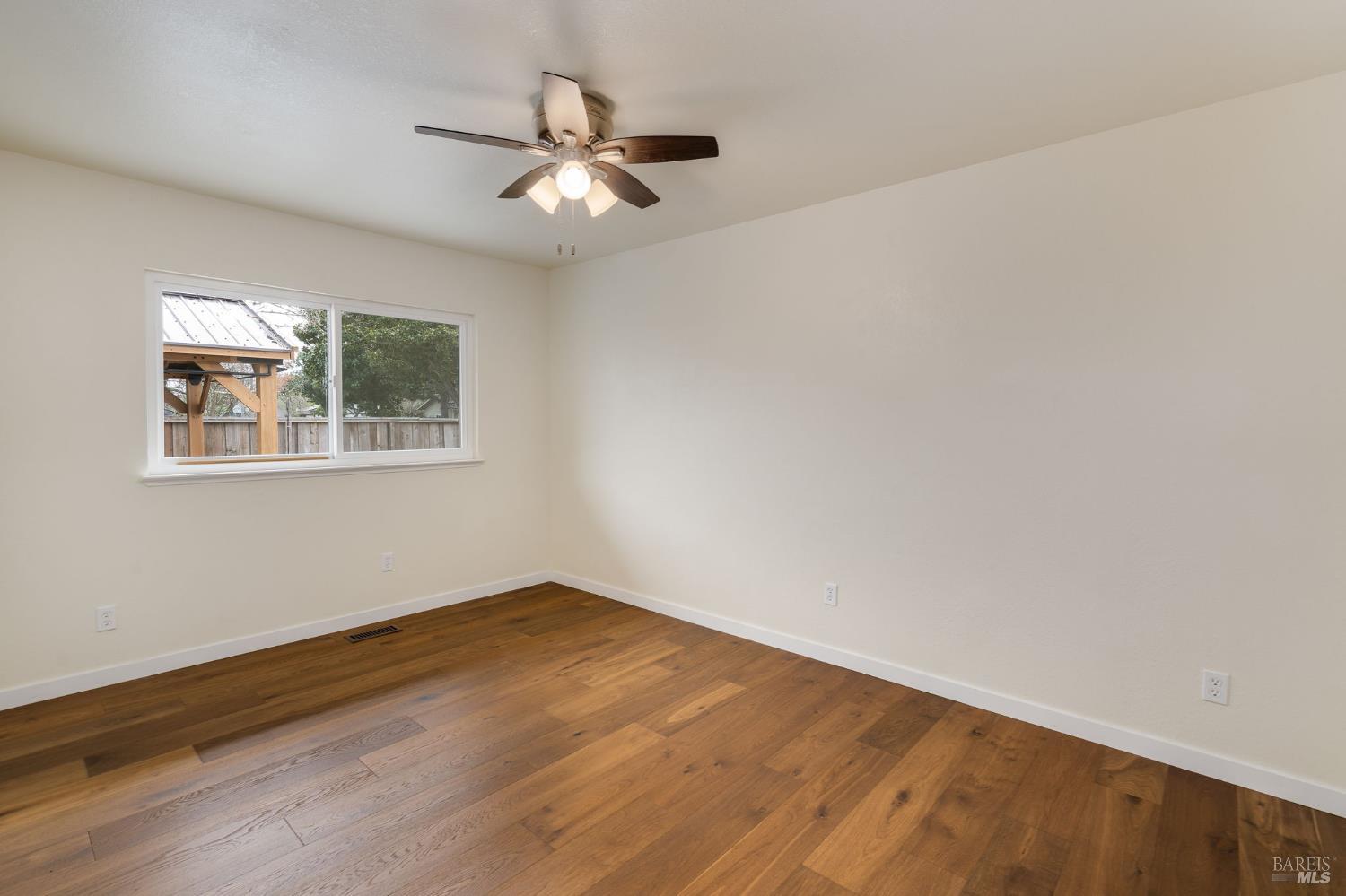 Detail Gallery Image 46 of 66 For 1225 El Centro Unkn, Napa,  CA 94558 - 3 Beds | 2 Baths