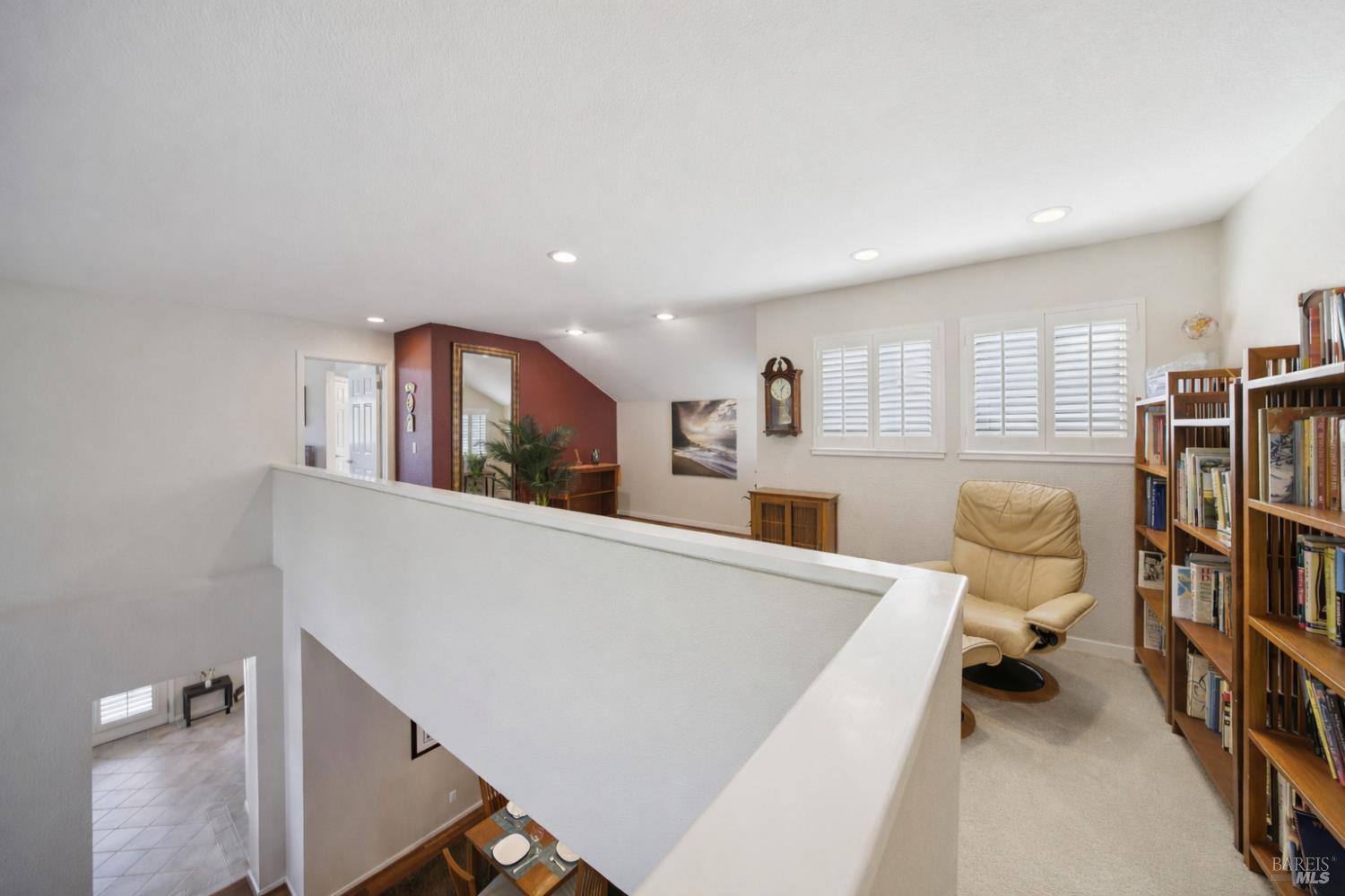 Detail Gallery Image 26 of 46 For 35 Princeville Ct, Petaluma,  CA 94954 - 4 Beds | 3 Baths