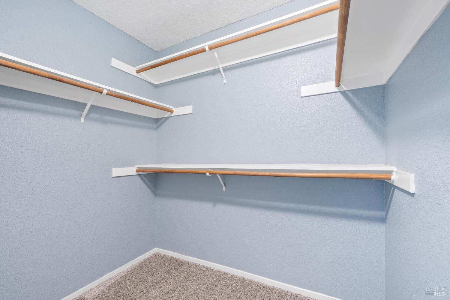 Detail Gallery Image 26 of 77 For 1210 Maple Dr, Rohnert Park,  CA 94928 - 3 Beds | 2/1 Baths