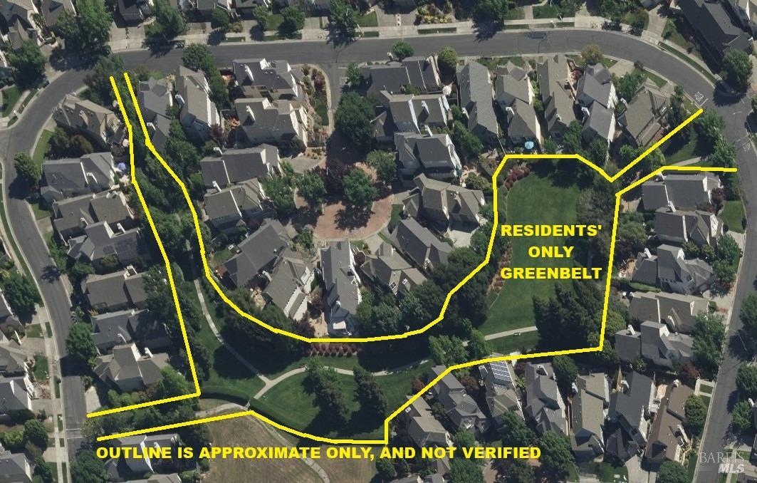 Detail Gallery Image 40 of 46 For 35 Princeville Ct, Petaluma,  CA 94954 - 4 Beds | 3 Baths