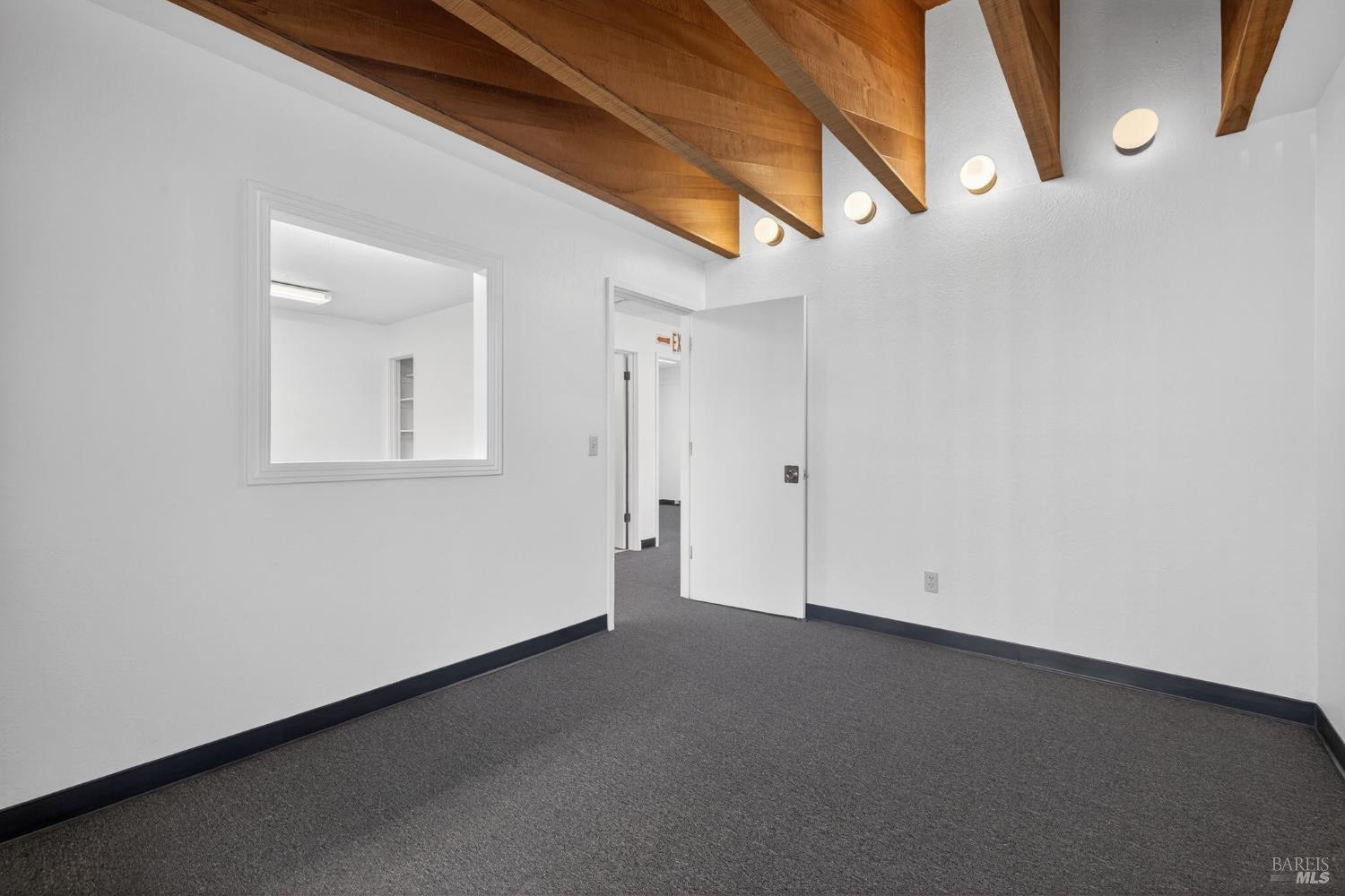 Detail Gallery Image 4 of 22 For 1144 Sonoma Ave #21,  Santa Rosa,  CA 95405 - – Beds | – Baths