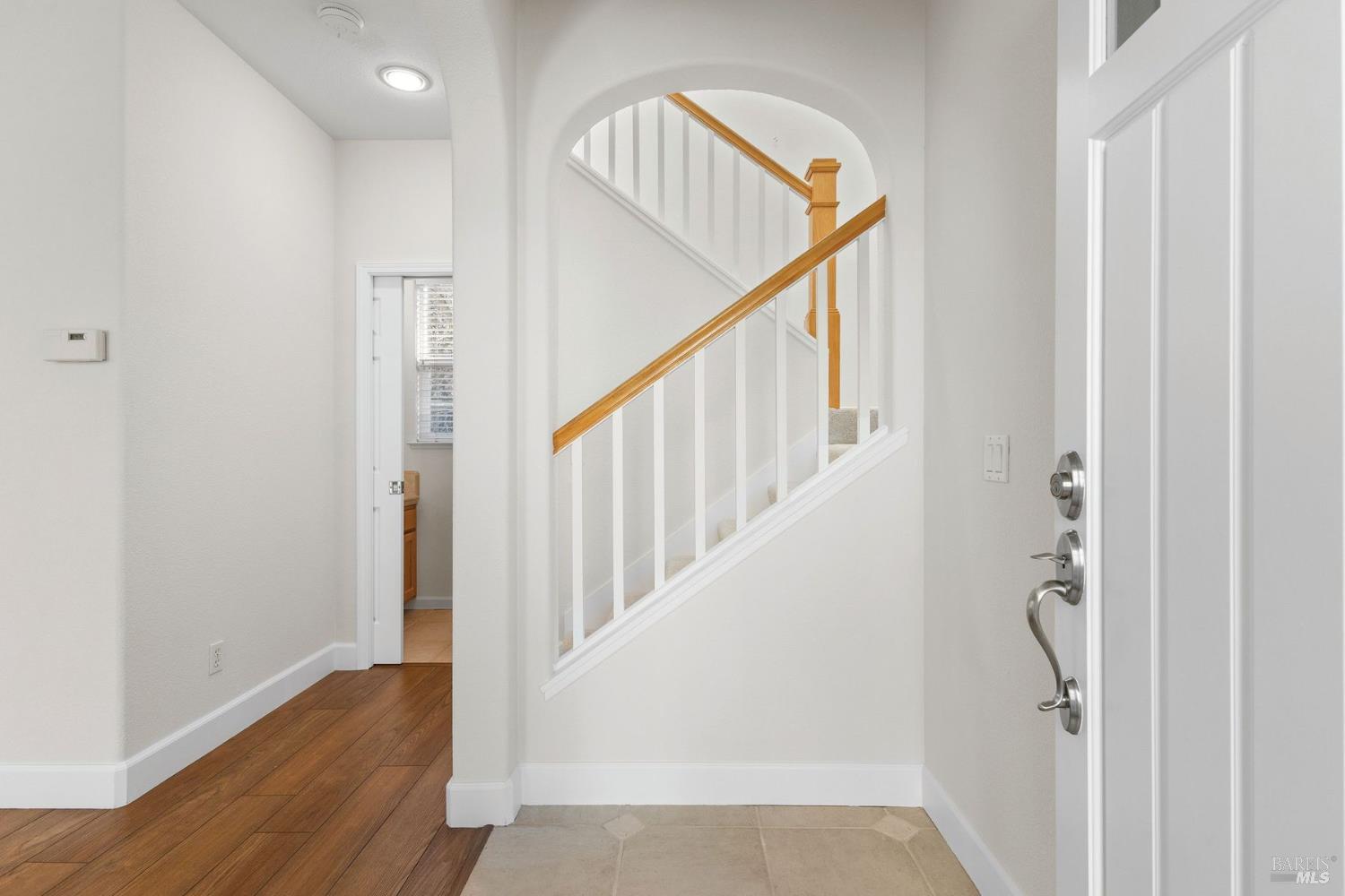 Detail Gallery Image 2 of 37 For 397 Parkview Dr, Healdsburg,  CA 95448 - 3 Beds | 2/1 Baths