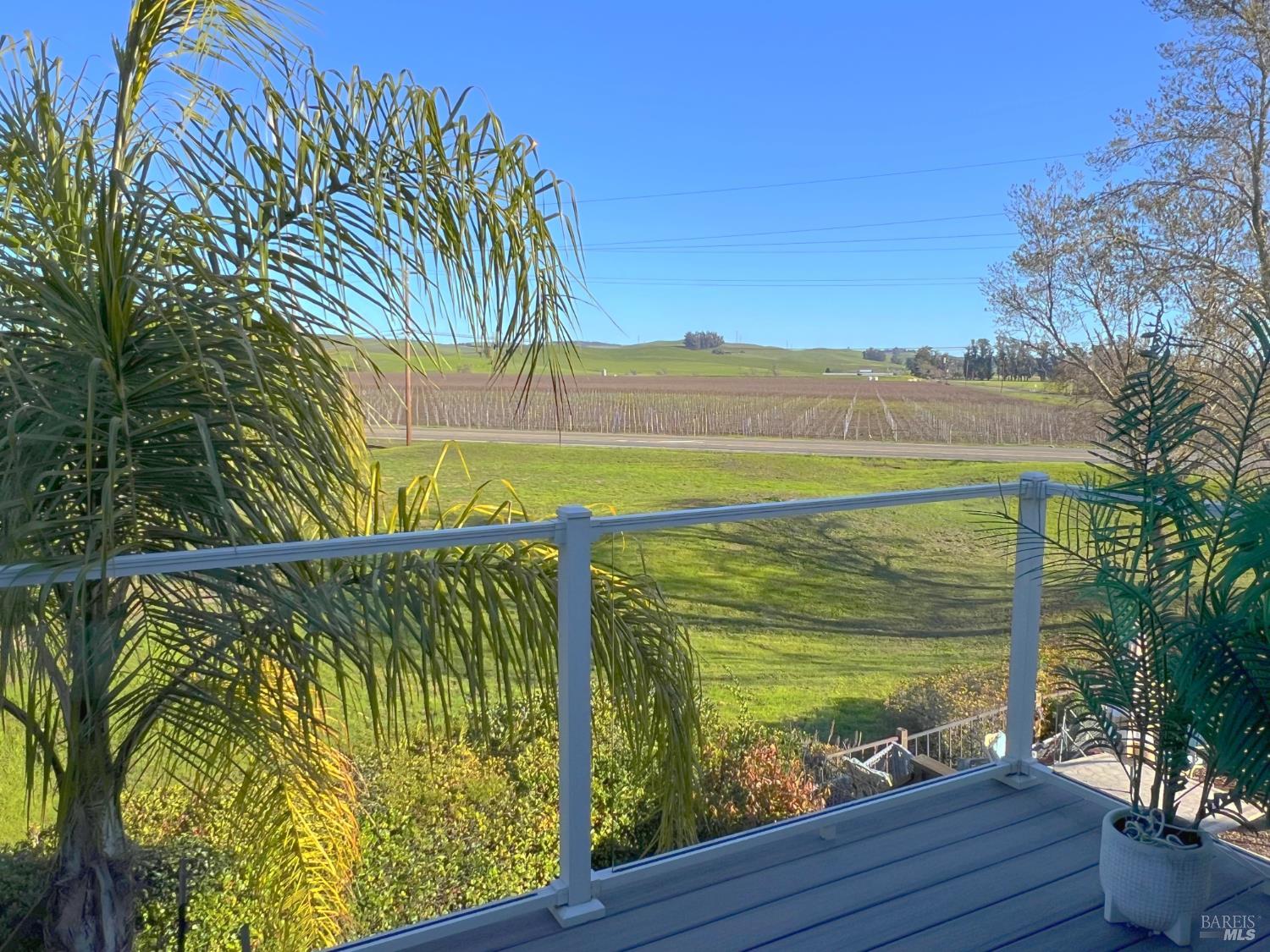 Detail Gallery Image 33 of 46 For 35 Princeville Ct, Petaluma,  CA 94954 - 4 Beds | 3 Baths