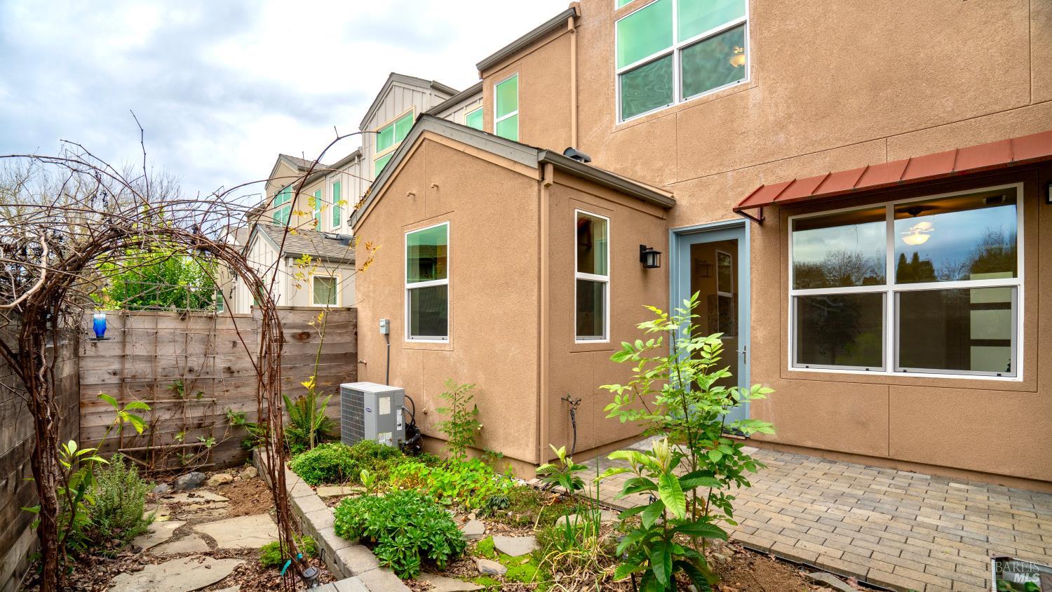 Detail Gallery Image 25 of 29 For 70 Birch Haven Way, Santa Rosa,  CA 95407 - 3 Beds | 2/1 Baths