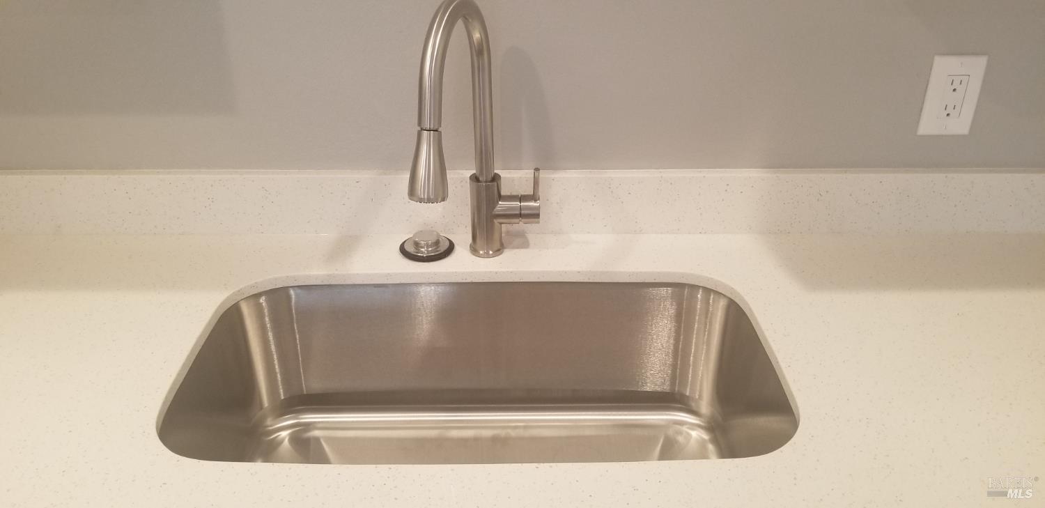 Detail Gallery Image 8 of 39 For 41 Sparkes Rd, Sebastopol,  CA 95472 - – Beds | – Baths