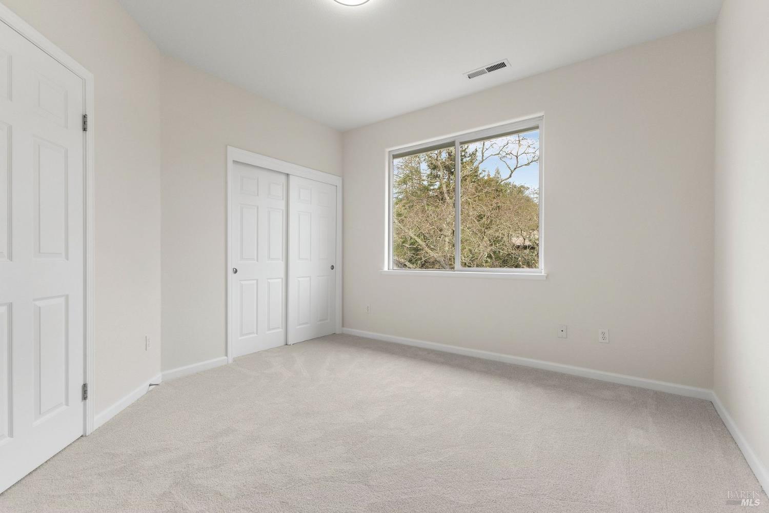 Detail Gallery Image 24 of 37 For 397 Parkview Dr, Healdsburg,  CA 95448 - 3 Beds | 2/1 Baths