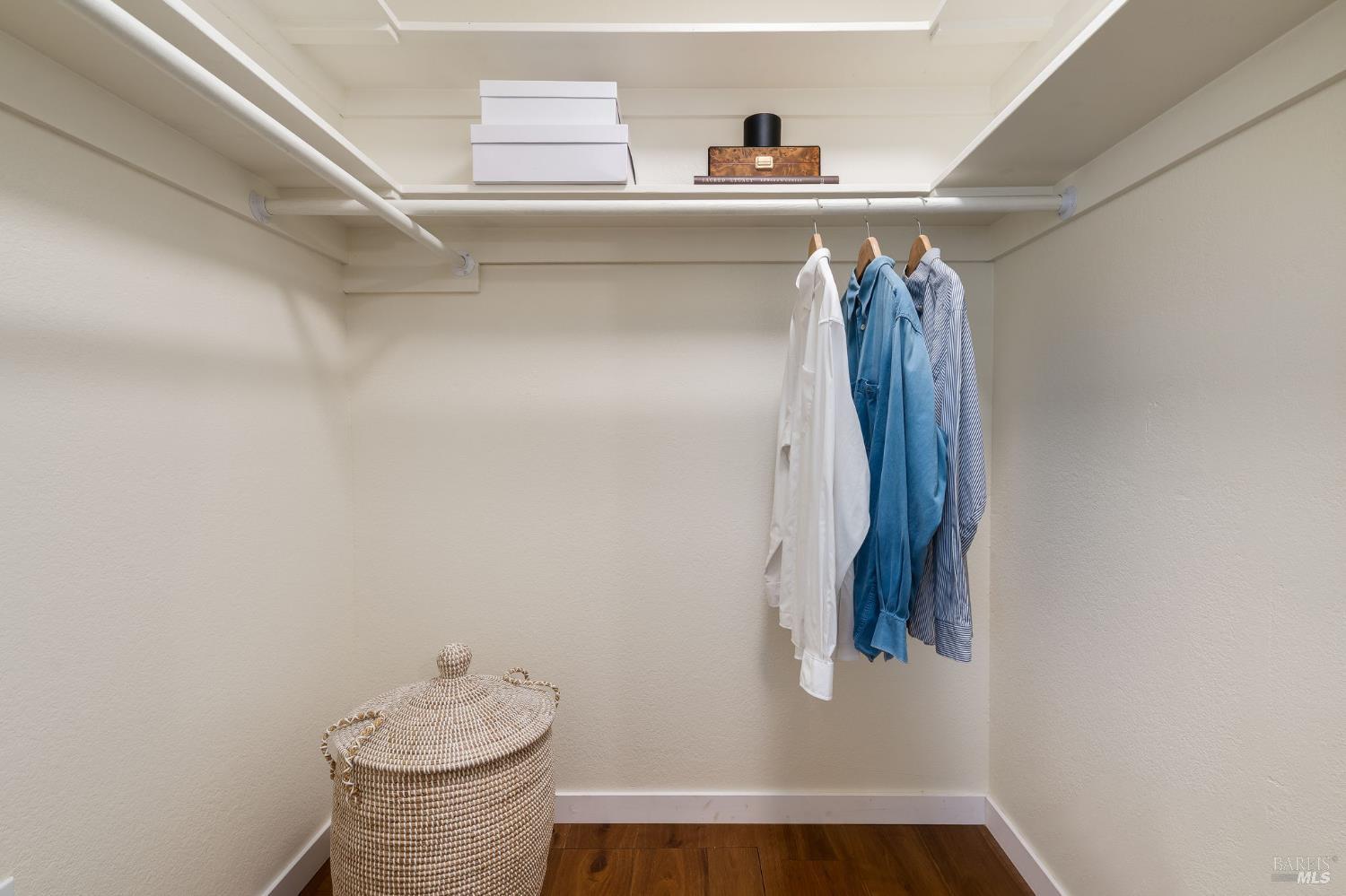 Detail Gallery Image 42 of 66 For 1225 El Centro Unkn, Napa,  CA 94558 - 3 Beds | 2 Baths