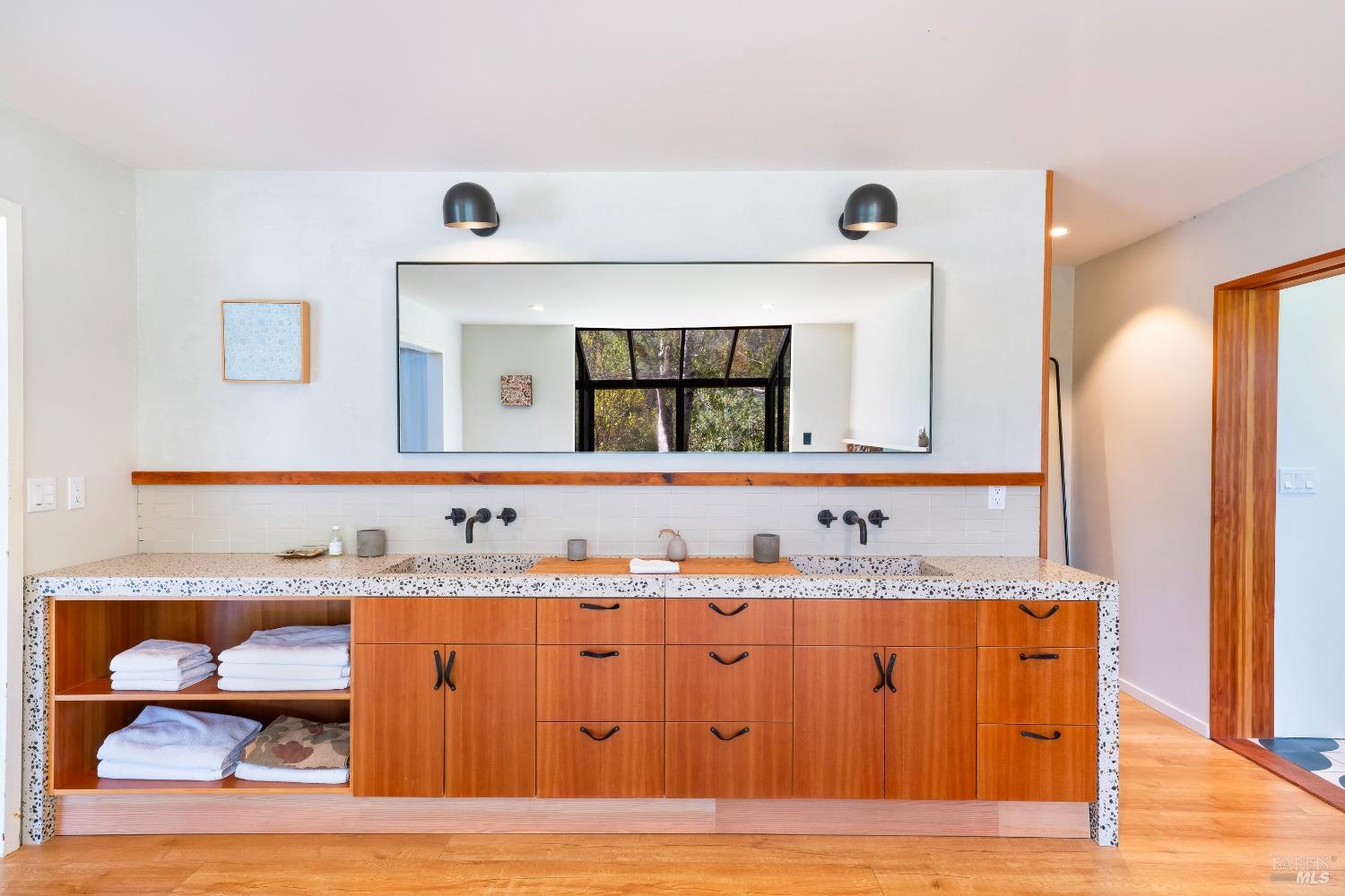 Detail Gallery Image 30 of 55 For 2200 Mcnab Ranch Rd, Ukiah,  CA 95482 - 4 Beds | 2/1 Baths