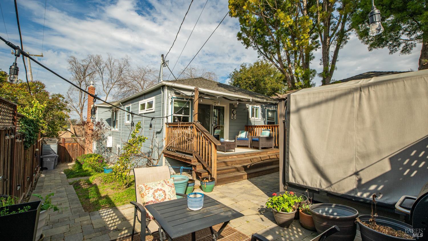 Detail Gallery Image 40 of 47 For 725 Valle Vista Ave, Vallejo,  CA 94590 - 3 Beds | 2/1 Baths