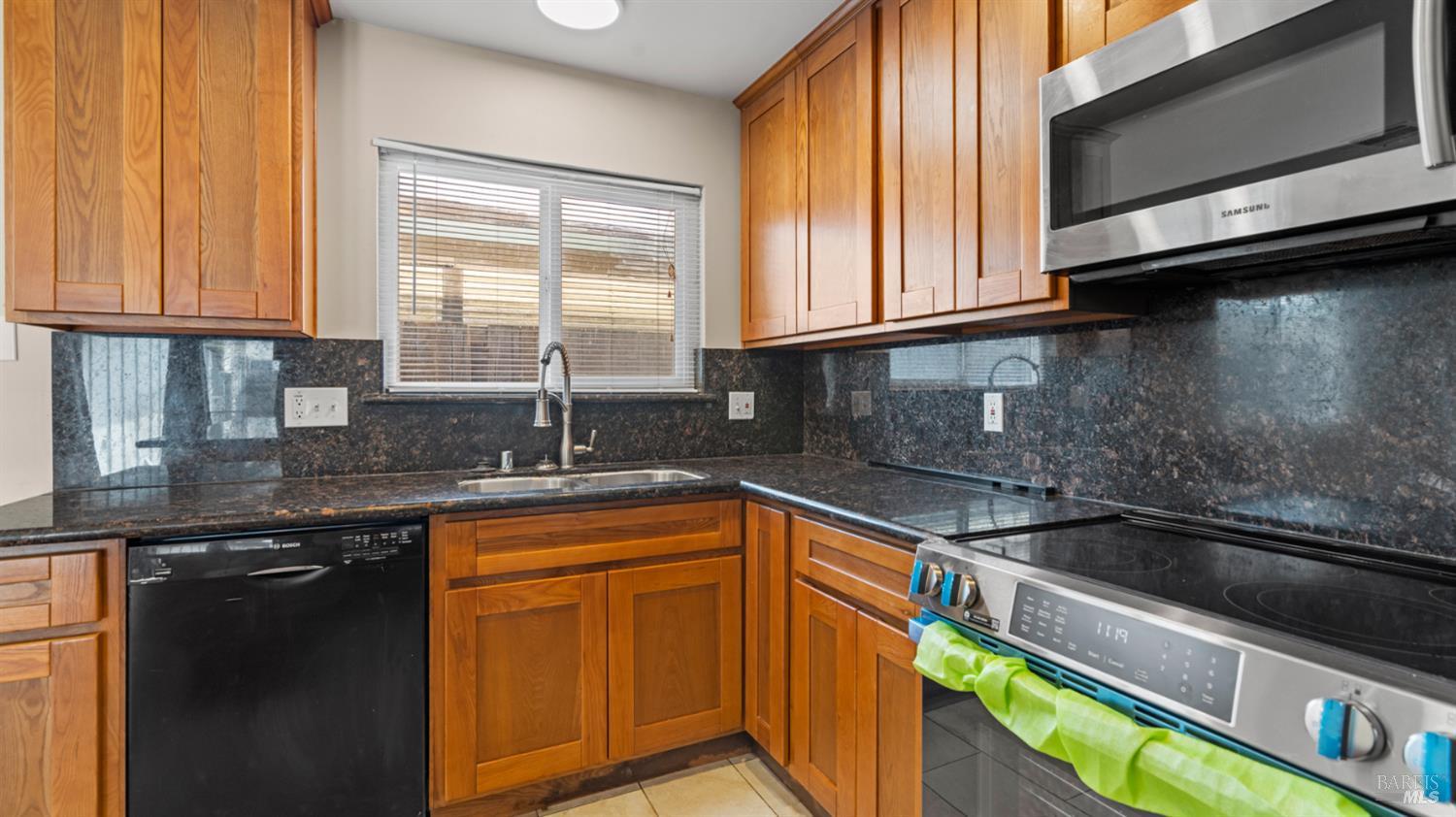 Detail Gallery Image 26 of 44 For 2731 Orchid St, Fairfield,  CA 94533 - 3 Beds | 2 Baths