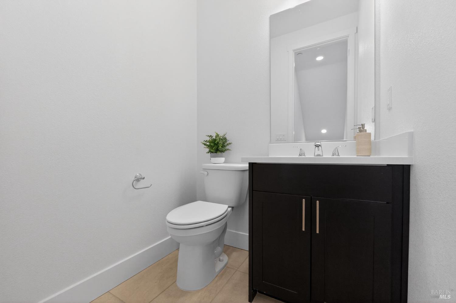 Detail Gallery Image 15 of 17 For 307 Hermes Cmn, Livermore,  CA 94551 - 2 Beds | 2/2 Baths