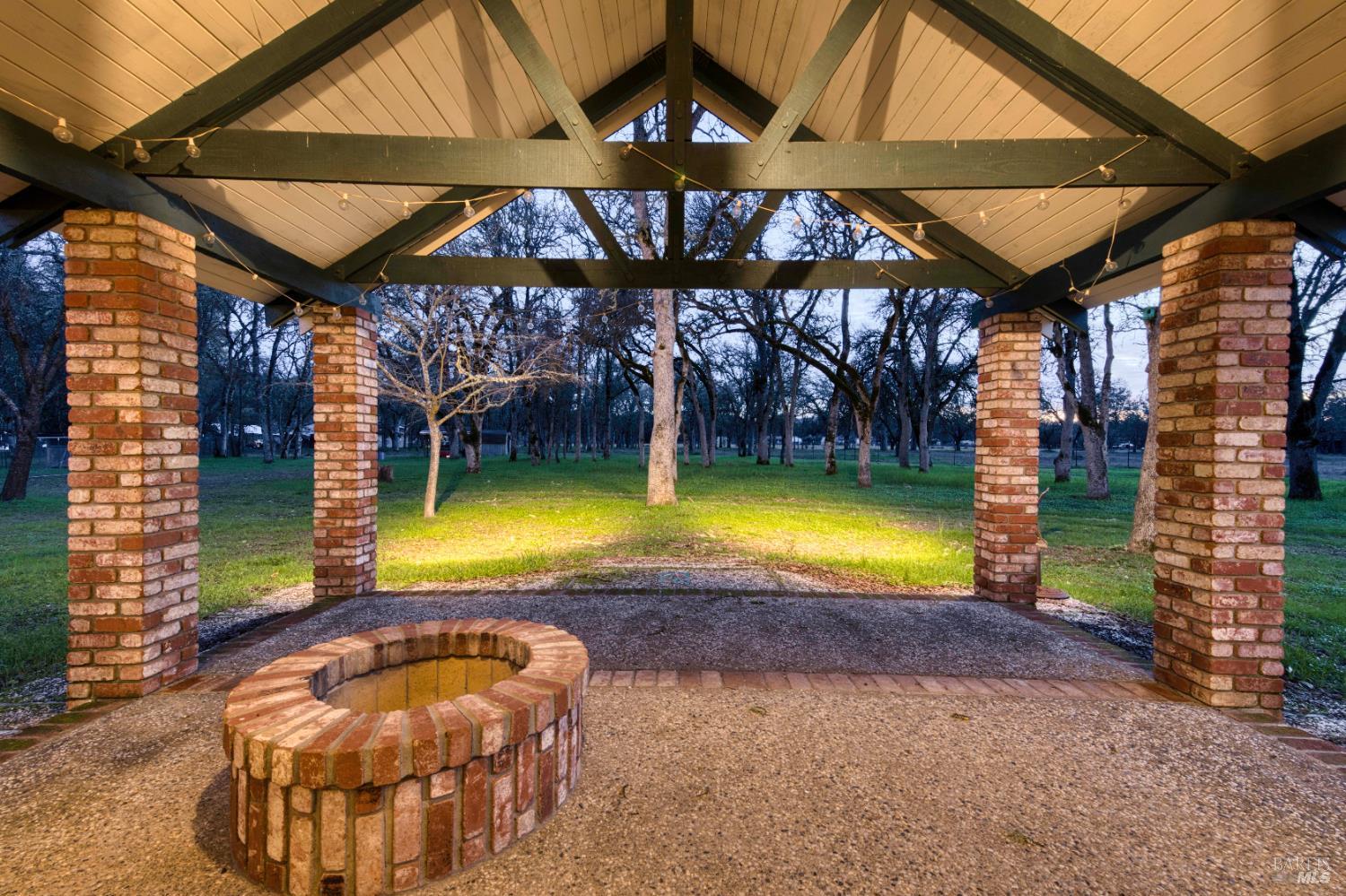 Detail Gallery Image 12 of 51 For 4962 Gaddy Ln, Kelseyville,  CA 95451 - 3 Beds | 2/1 Baths