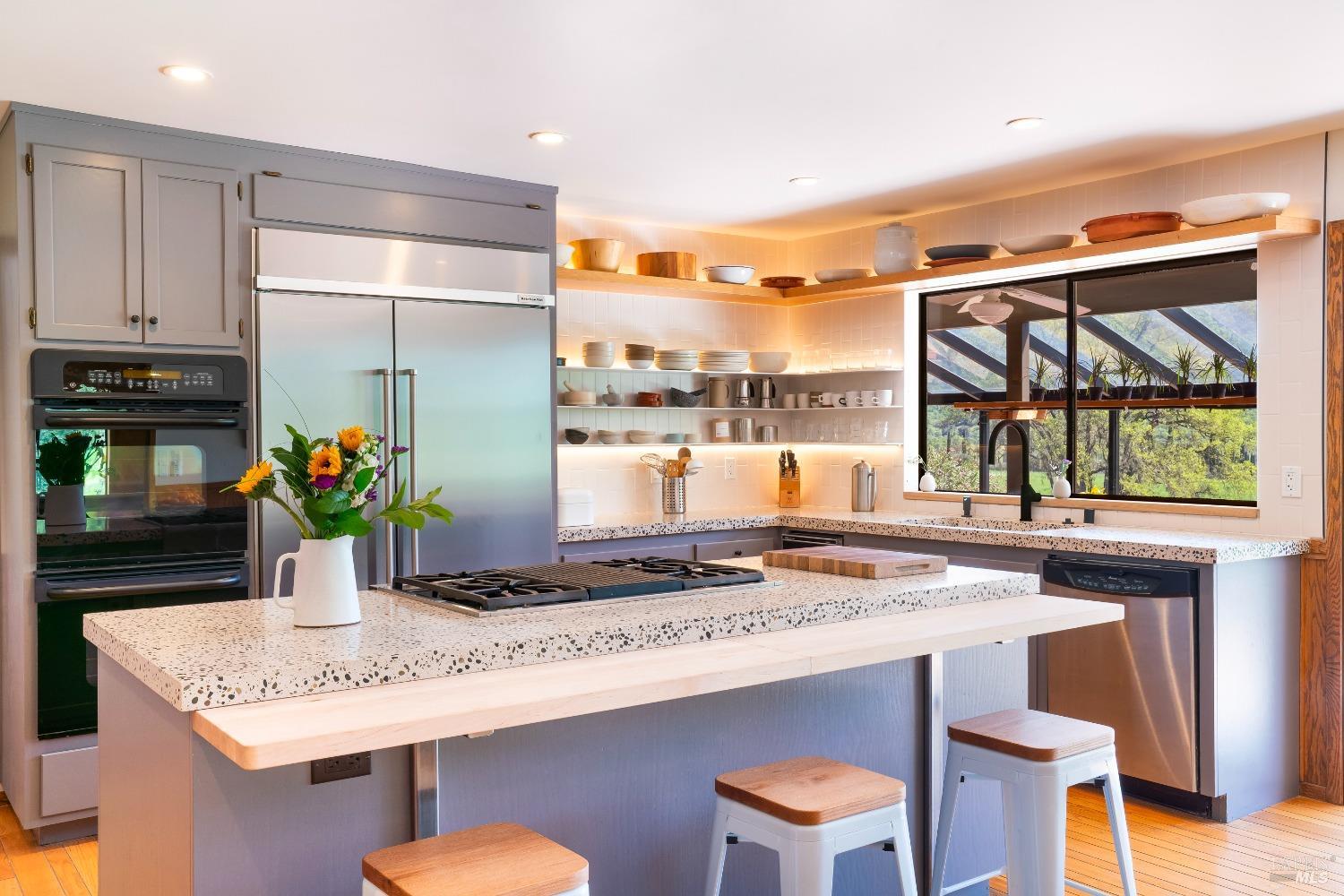 Detail Gallery Image 17 of 55 For 2200 Mcnab Ranch Rd, Ukiah,  CA 95482 - 4 Beds | 2/1 Baths