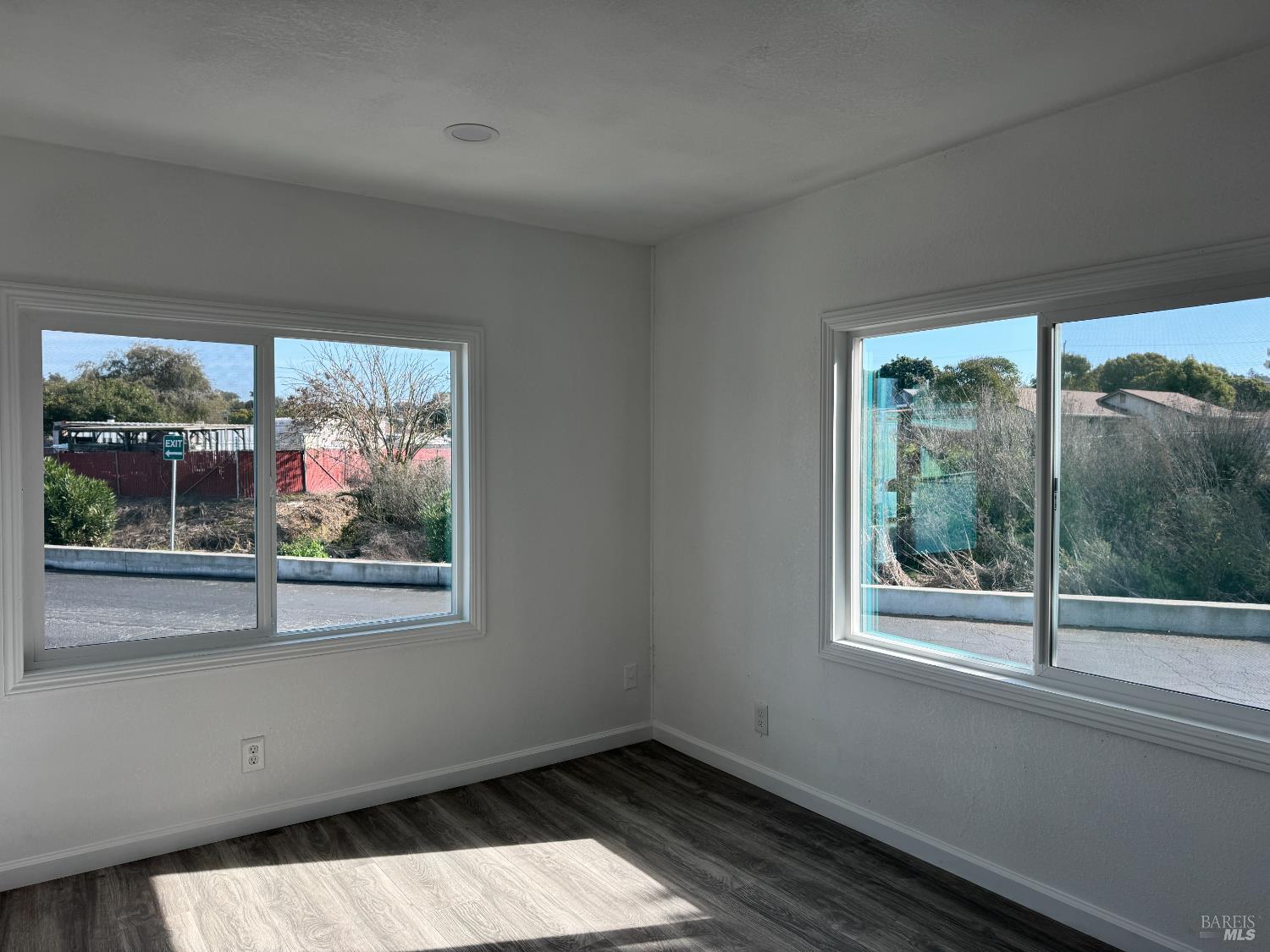 Detail Gallery Image 42 of 58 For 285 Lincoln Rd 317, Vallejo,  CA 94590 - 3 Beds | 2 Baths