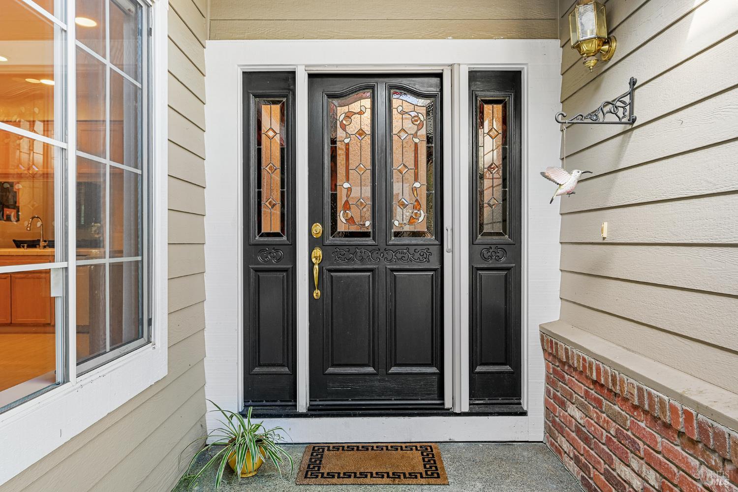 Detail Gallery Image 4 of 42 For 1011 Oak Mesa Dr, Santa Rosa,  CA 95409 - 2 Beds | 2 Baths