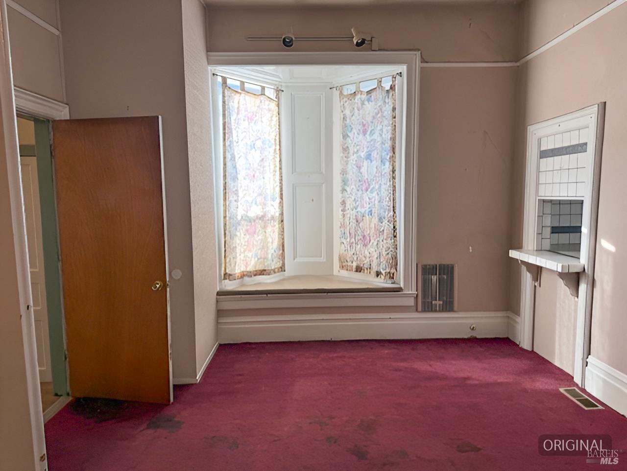 Detail Gallery Image 11 of 18 For 622 22nd St, Oakland,  CA 94612 - 3 Beds | 2 Baths