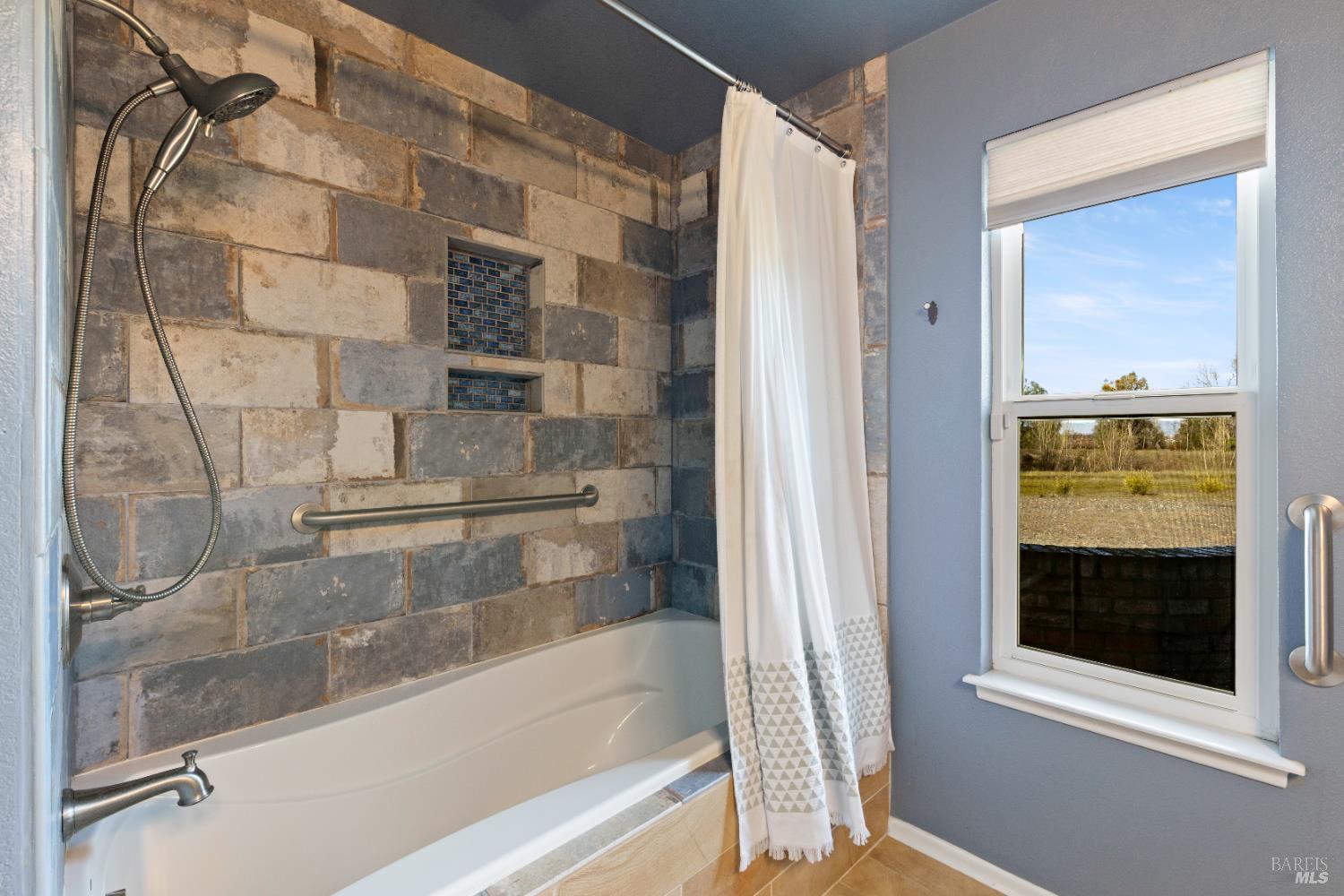 Detail Gallery Image 36 of 51 For 4962 Gaddy Ln, Kelseyville,  CA 95451 - 3 Beds | 2/1 Baths