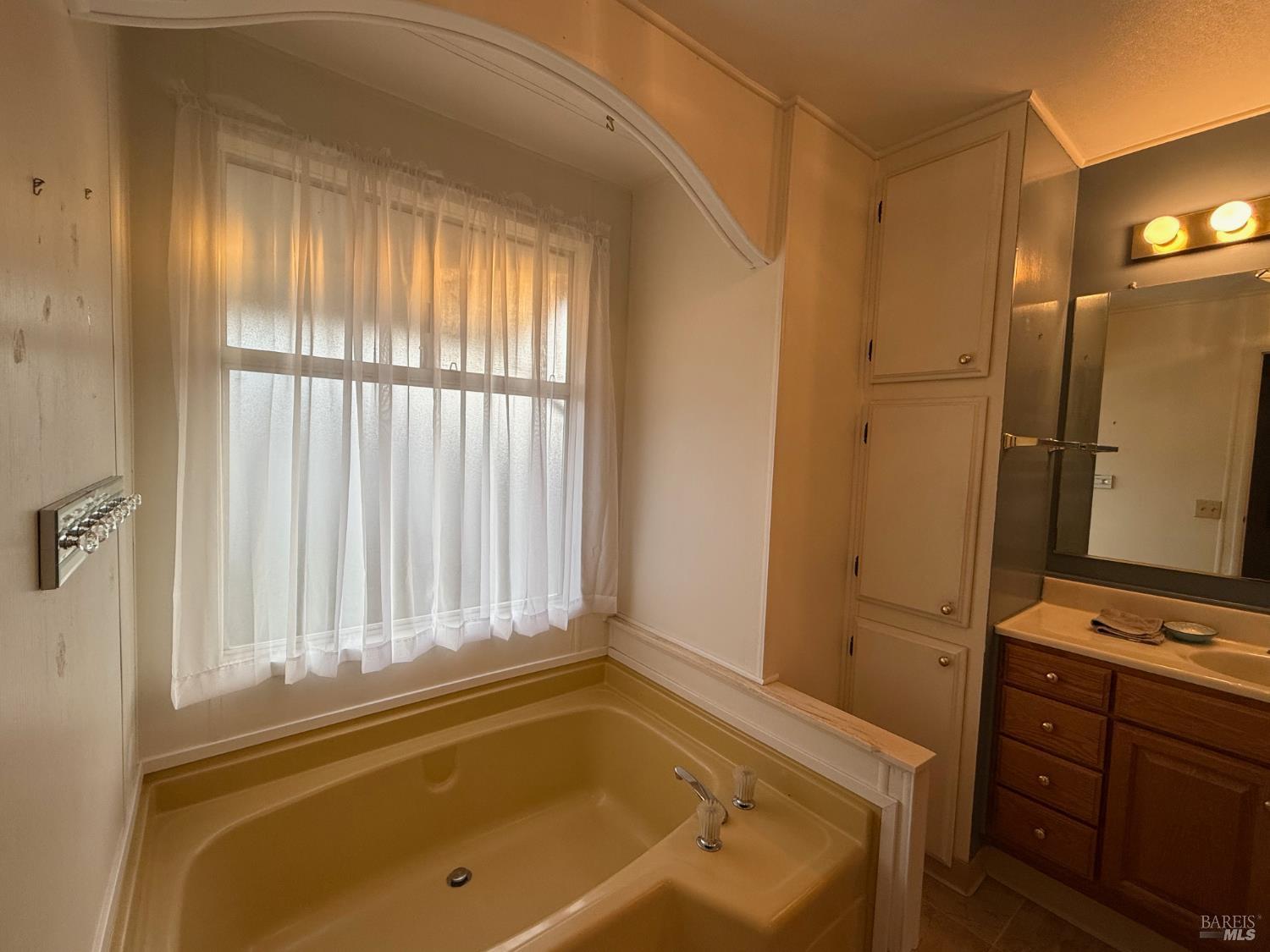 Detail Gallery Image 23 of 33 For 168 Shoreham Way, Santa Rosa,  CA 95401 - 2 Beds | 2 Baths